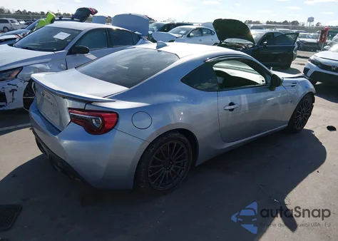 2017 Toyota 86 из США, поврежденный, VIN JF1ZNAA11H9710740